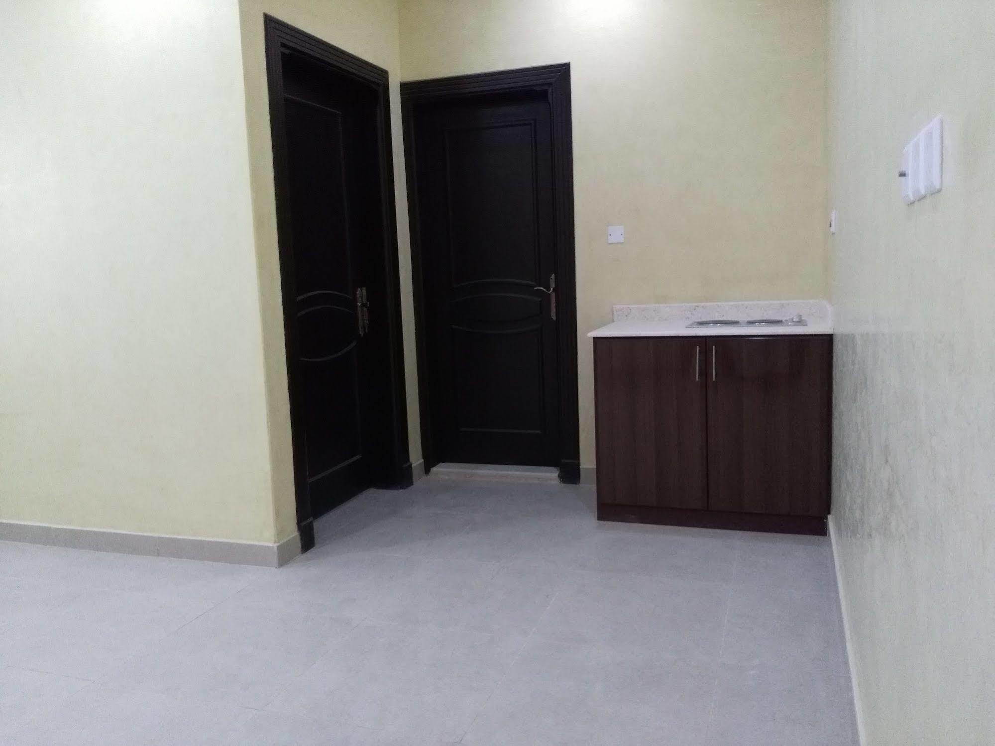 Aram Room Рияд Екстериор снимка